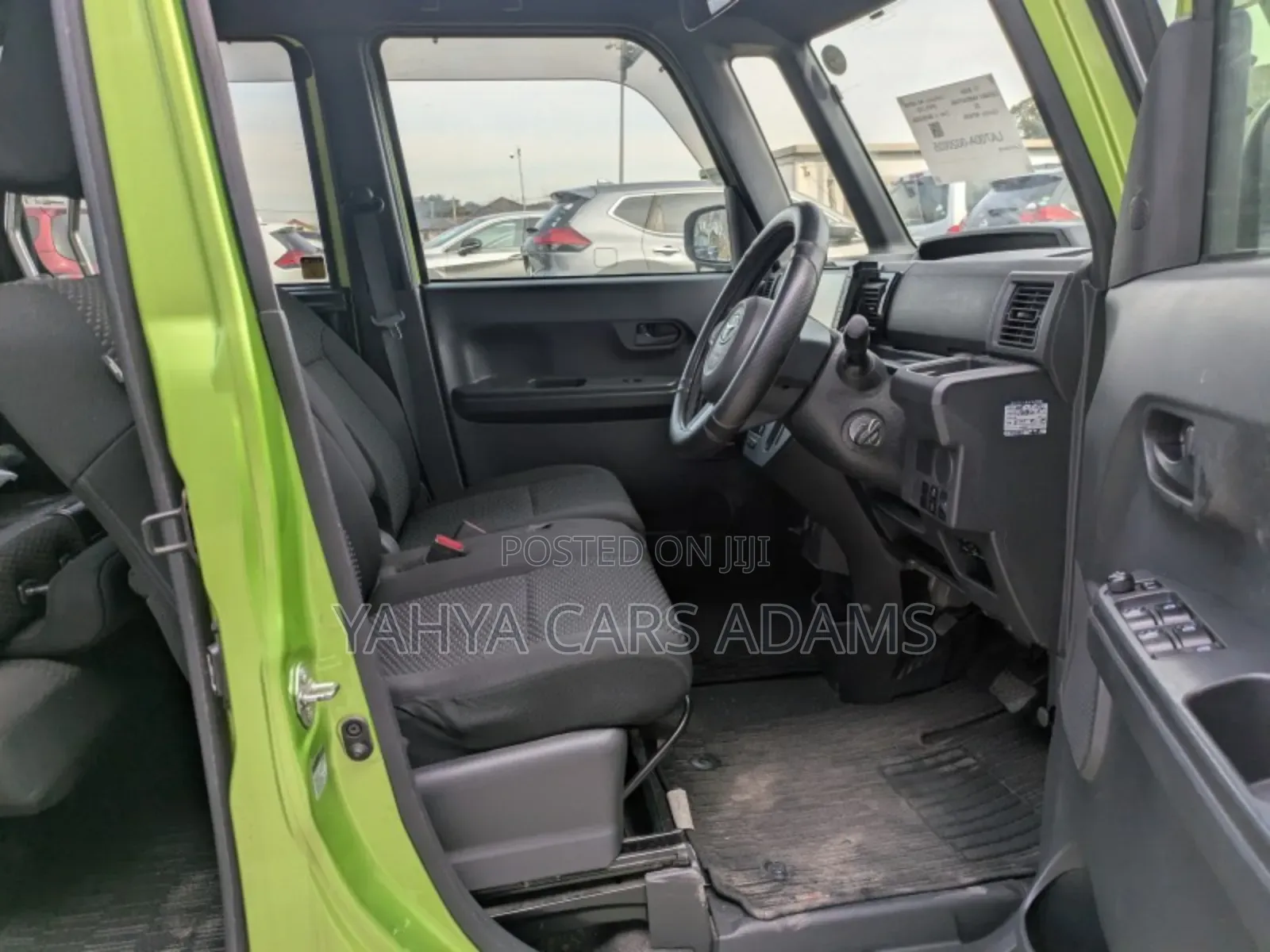 Toyota Pixis Mega 660 FWD 2019 Green