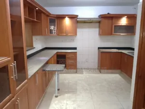 3bdrm Apartment in State House Area for rent