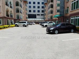 3bdrm Apartment in State House Area for rent