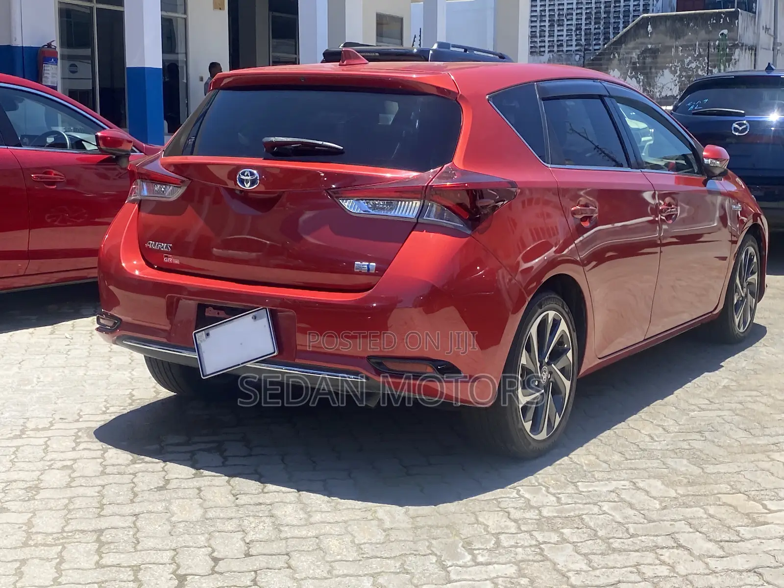 Toyota Auris 2019 Red