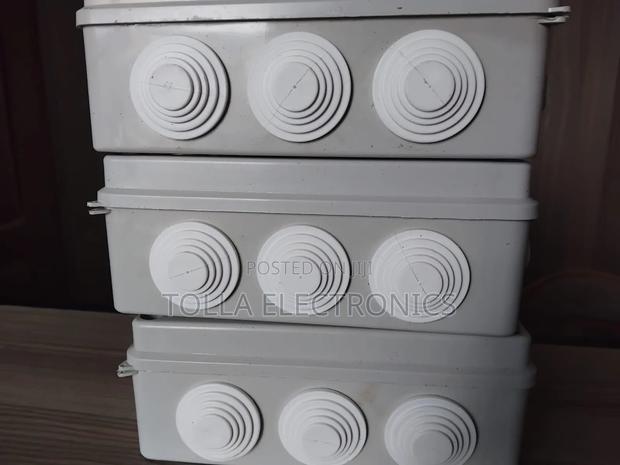 Adaptor Boxes