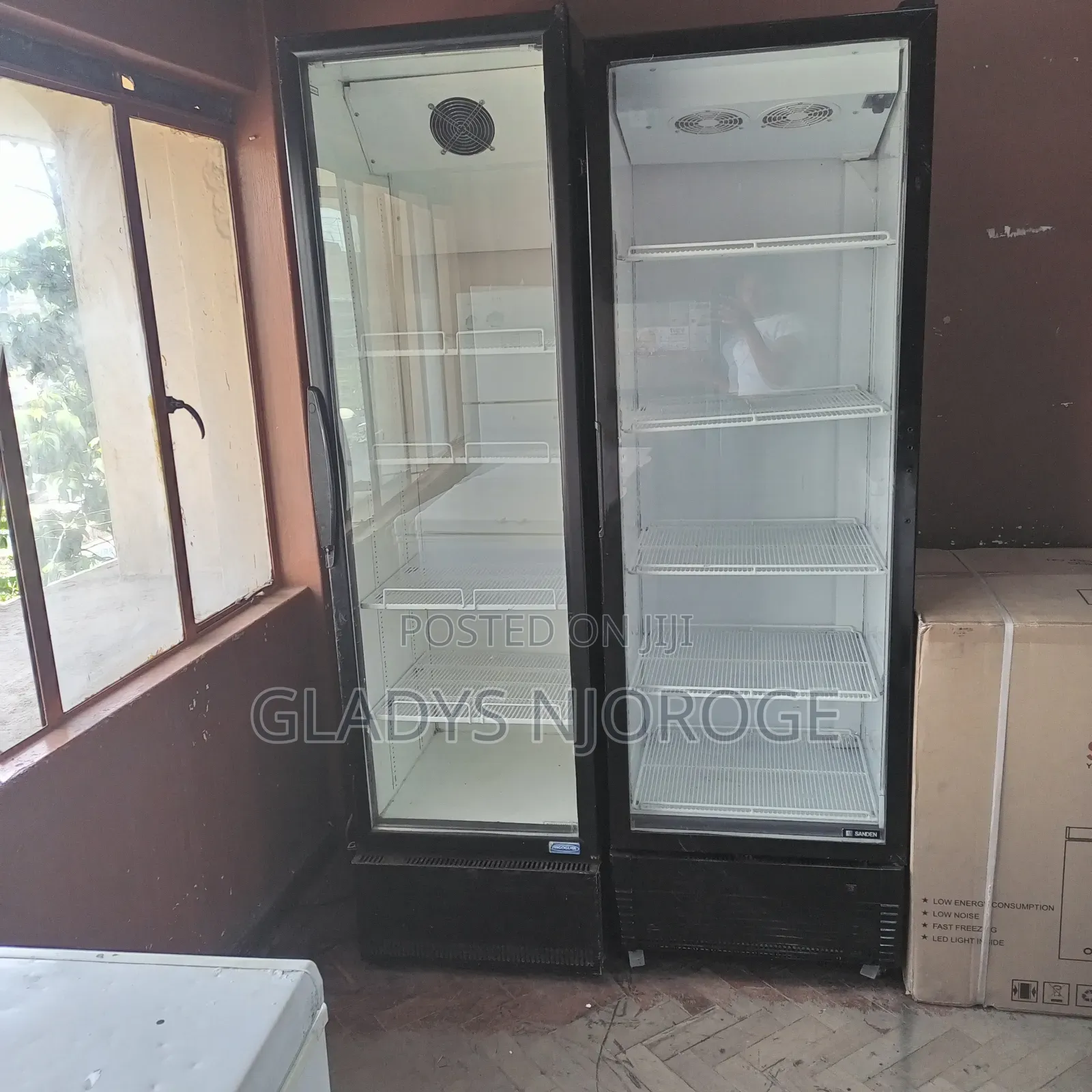 Six Tray Fridge, Display Chiller,
