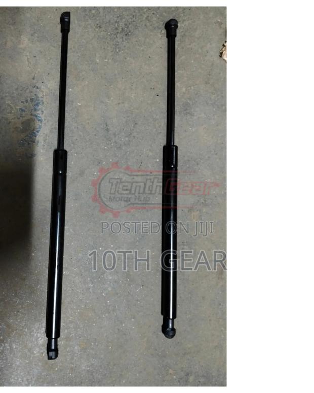Boot Shock: Probox ,Vitz, Wish - main view