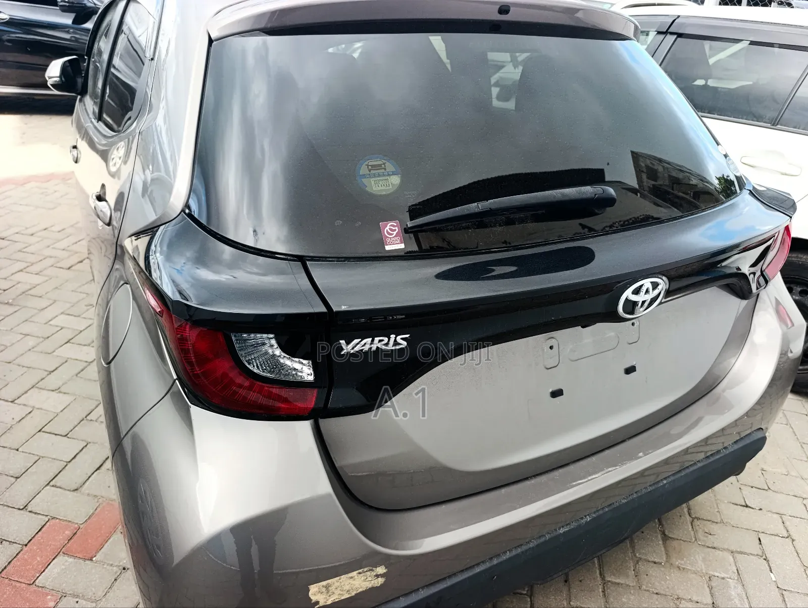 Toyota Yaris 2020 Gold