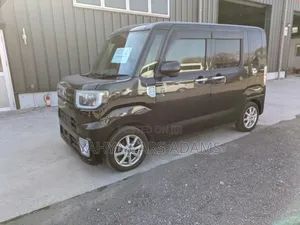 Toyota Pixis Mega 660 FWD 2019 Black