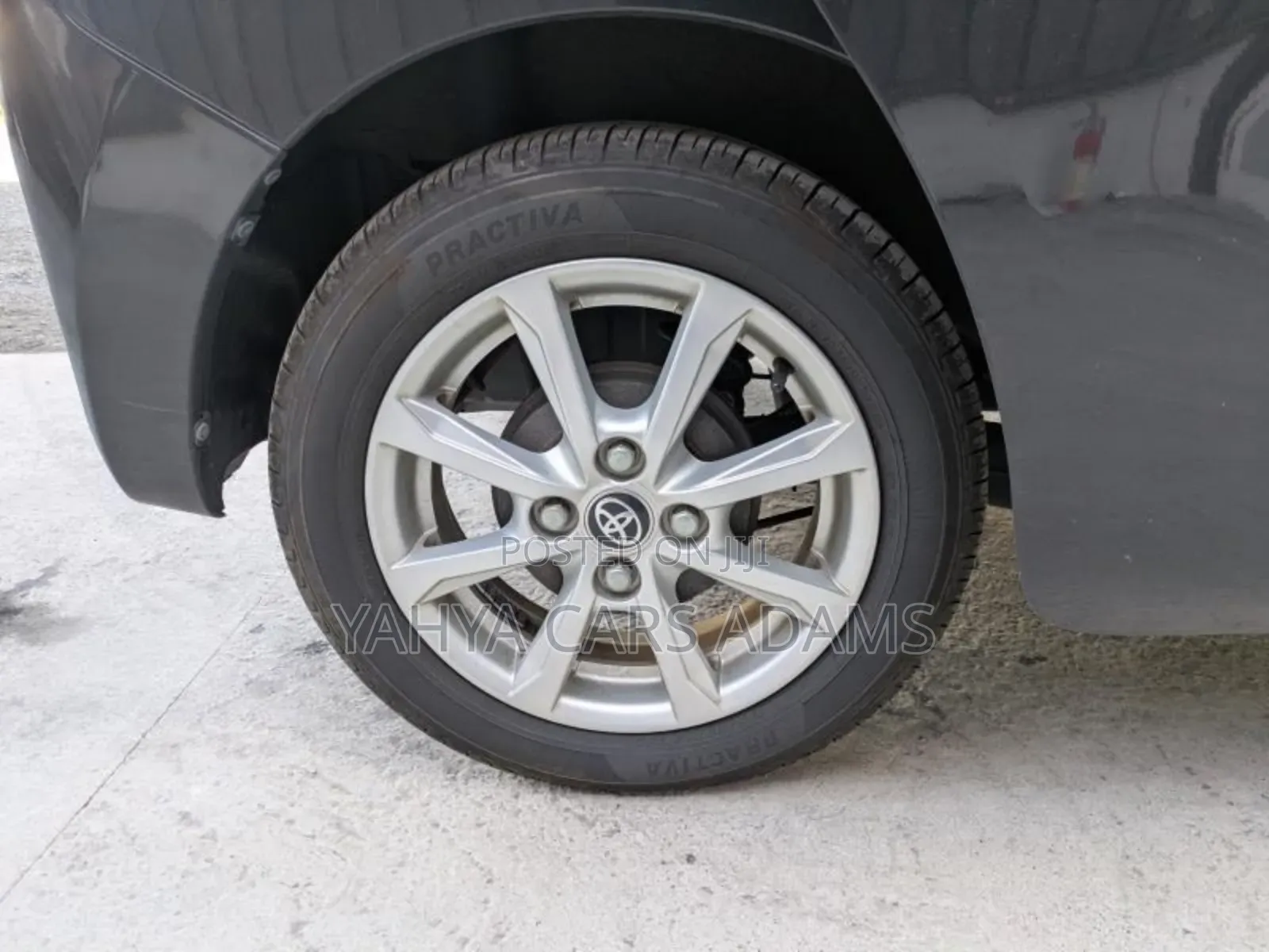 Toyota Pixis Mega 660 FWD 2019 Black