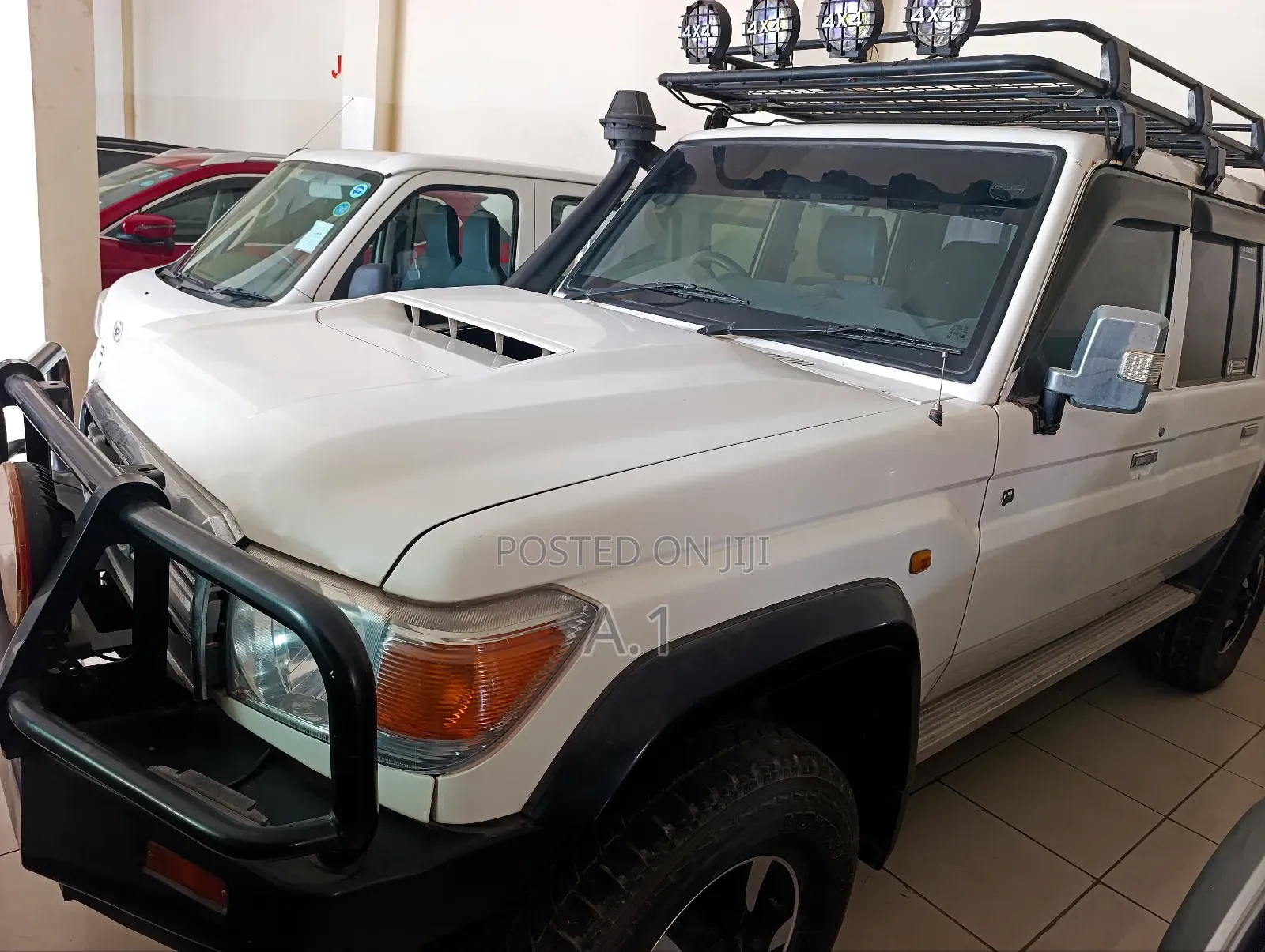 Toyota Land Cruiser 4.6 V8 GX-R 2014 Beige