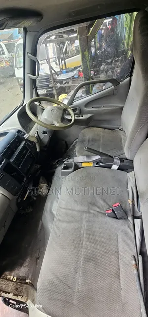 Toyota Dyna Halfcut With No Defaults Available