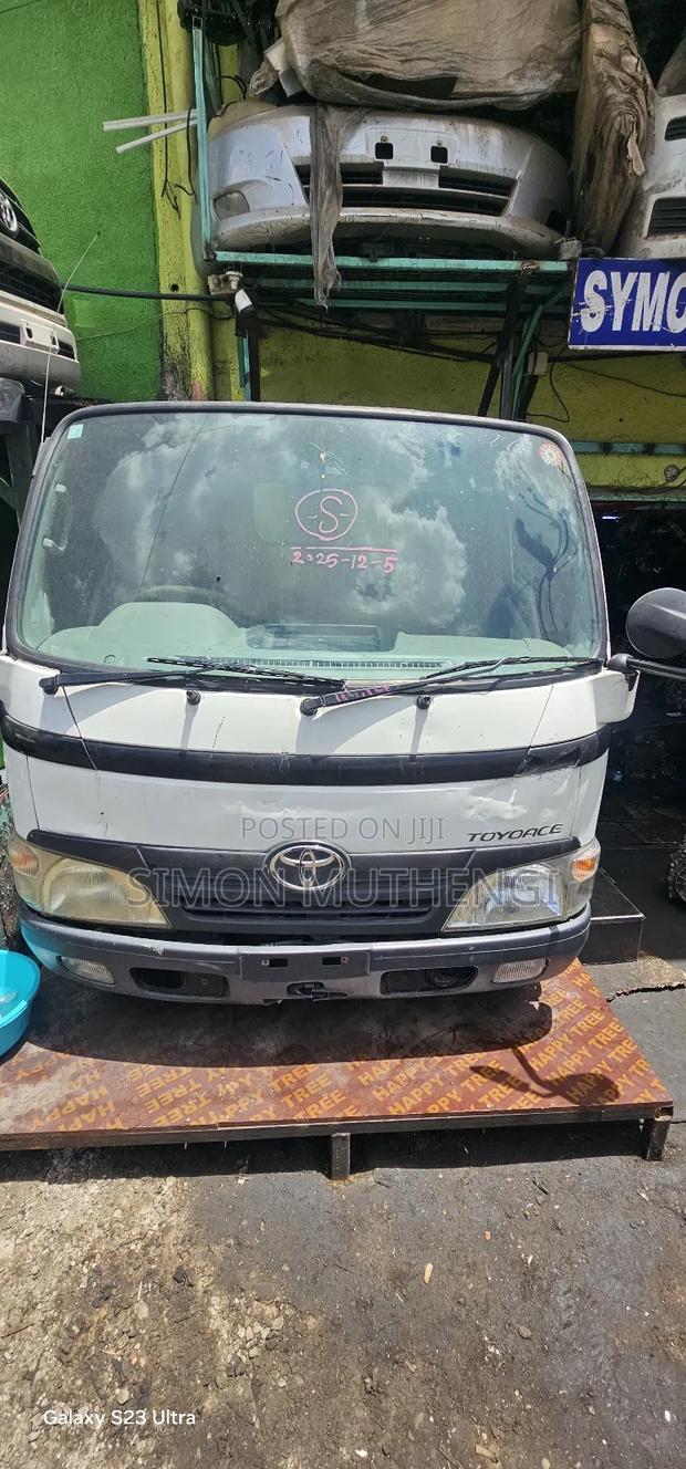 Toyota Dyna Halfcut With No Defaults Available - thumbnail 13