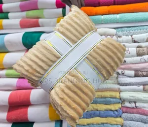 Velvet Fleece Blankets With Ribbon Size: *6*6 Sk