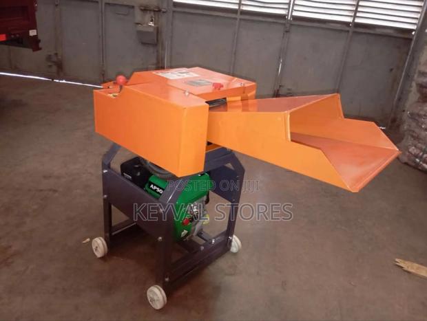 Speed Feed Chopper With Engine - main view
