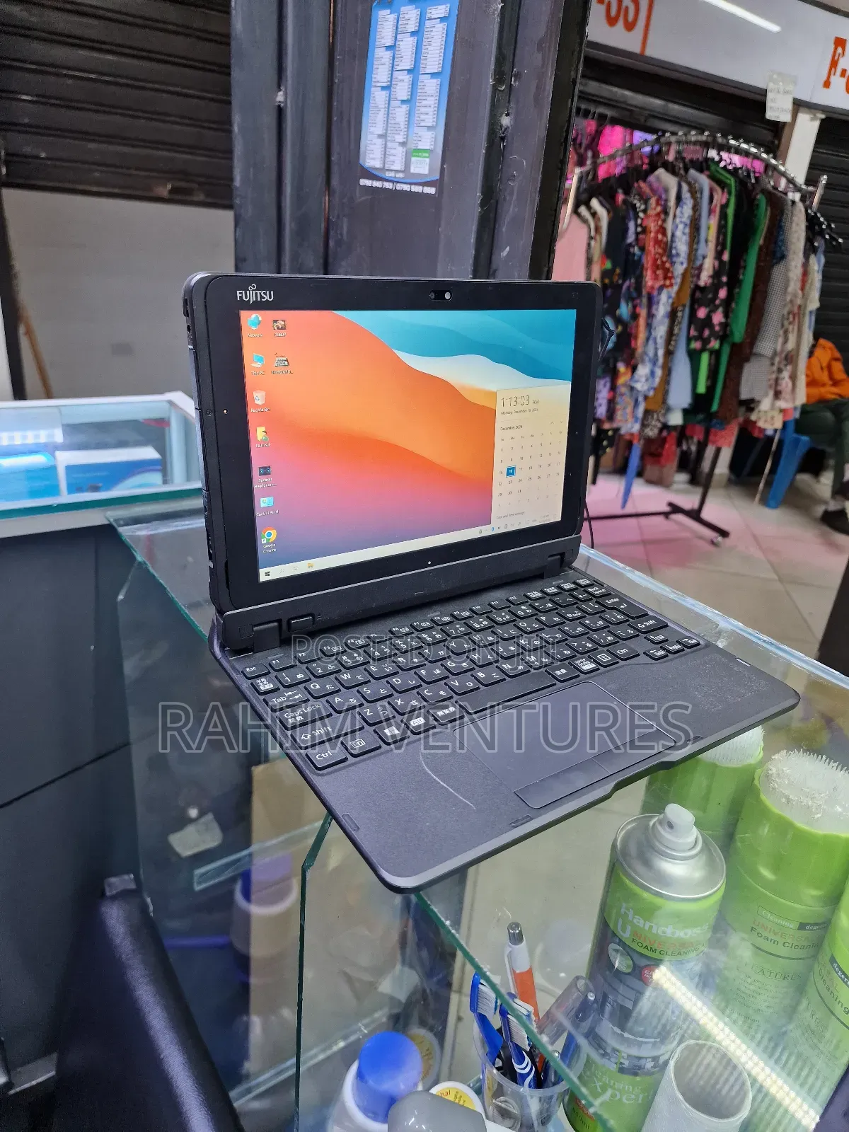 Laptop Fujitsu Esprimo X9510 4GB Intel Pentium SSD 128GB