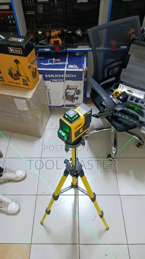 Digital Laser Level With Tripod Stand / Dewalt Digital Laser Lever