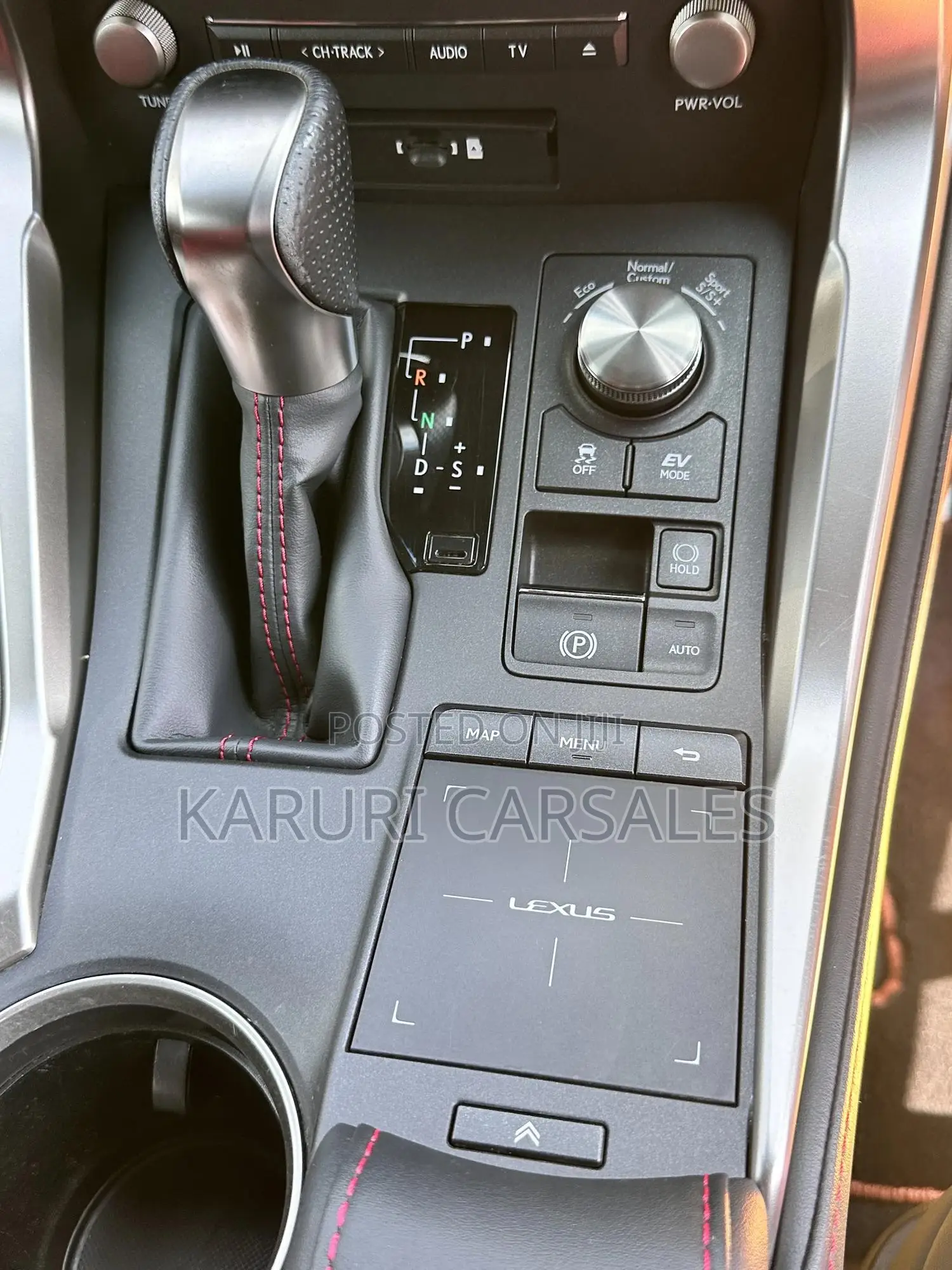 Lexus NX 2018 Orange