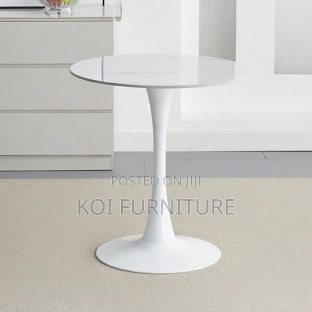 Coffee Table; Round Marble Centerpiece Marble Coffee Table