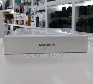 New Laptop Apple MacBook Air 2024 M3 13-inch 16GB Apple M3 SSD 256GB
