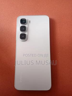 Infinix Hot 60i 128 GB Gold