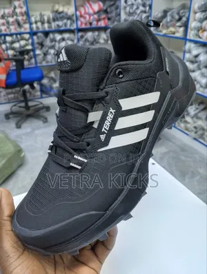 Adidas Terrex Black Men’S Outdoor Hiking Trail Sneakers