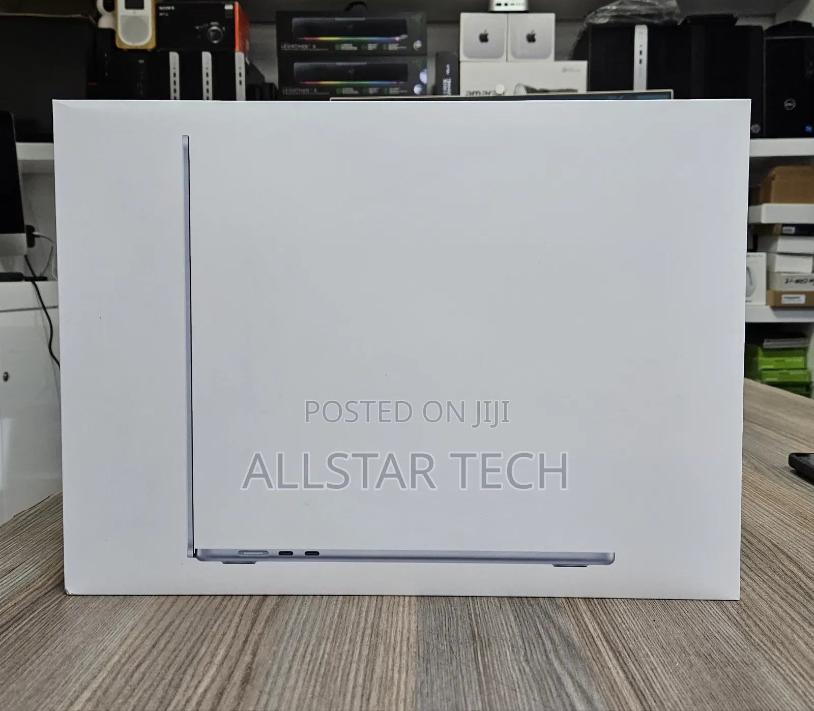 New Laptop Apple MacBook Air 2024 M3 15-inch 16GB Apple M3 SSD 512GB