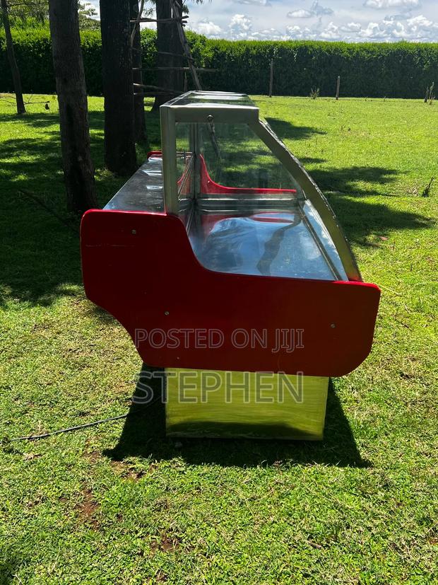 4ft Meat Chiller Display With 4 Trays - thumbnail 4