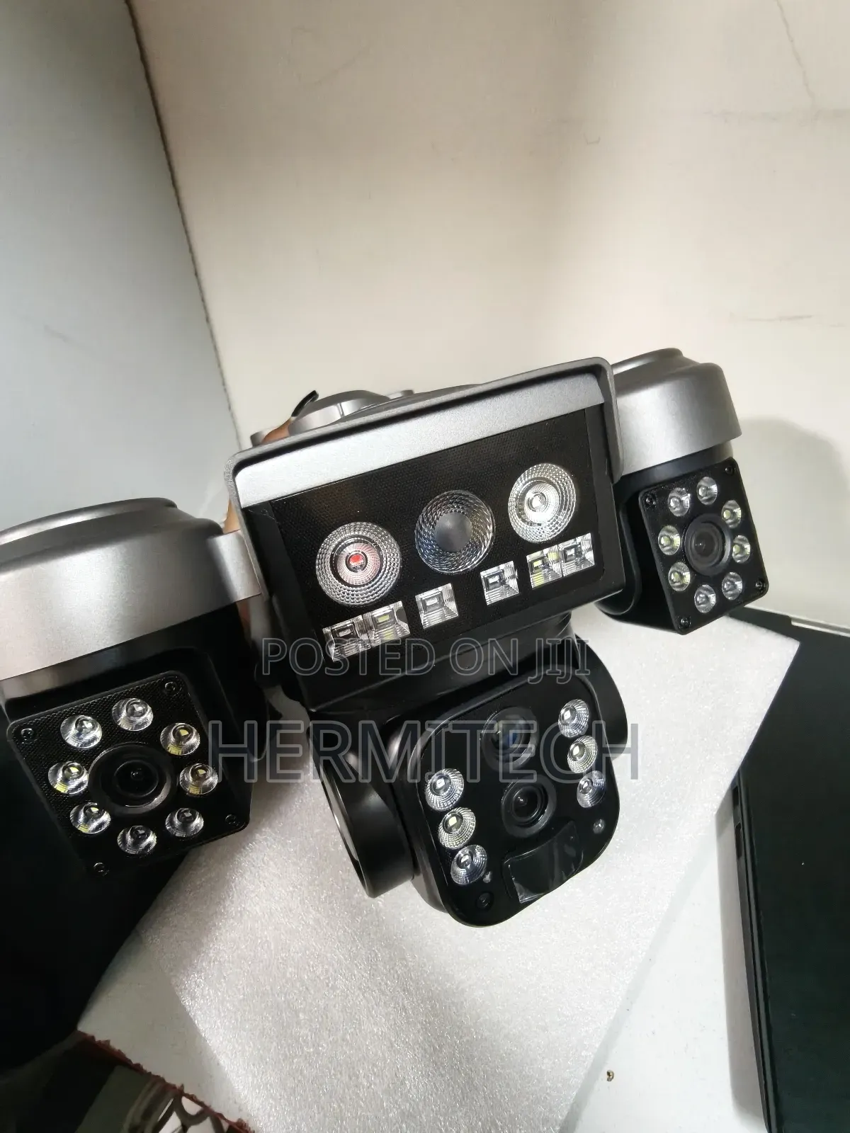 Smart Colour Night Vision Mode Triple Lens 4g Solar
