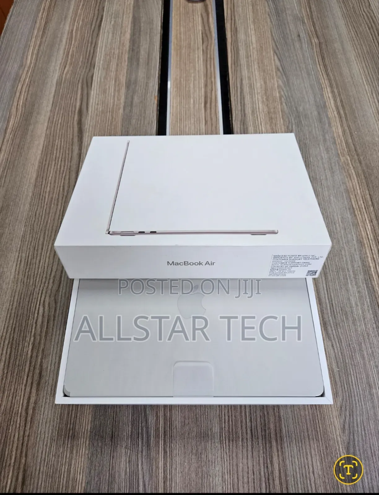New Laptop Apple MacBook Air 2024 M3 15-inch 16GB Apple M3 SSD 512GB
