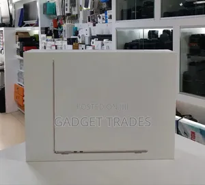 New Laptop Apple MacBook Air 16GB Apple M5 SSD 512GB