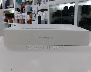New Laptop Apple MacBook Air 16GB Apple M5 SSD 512GB