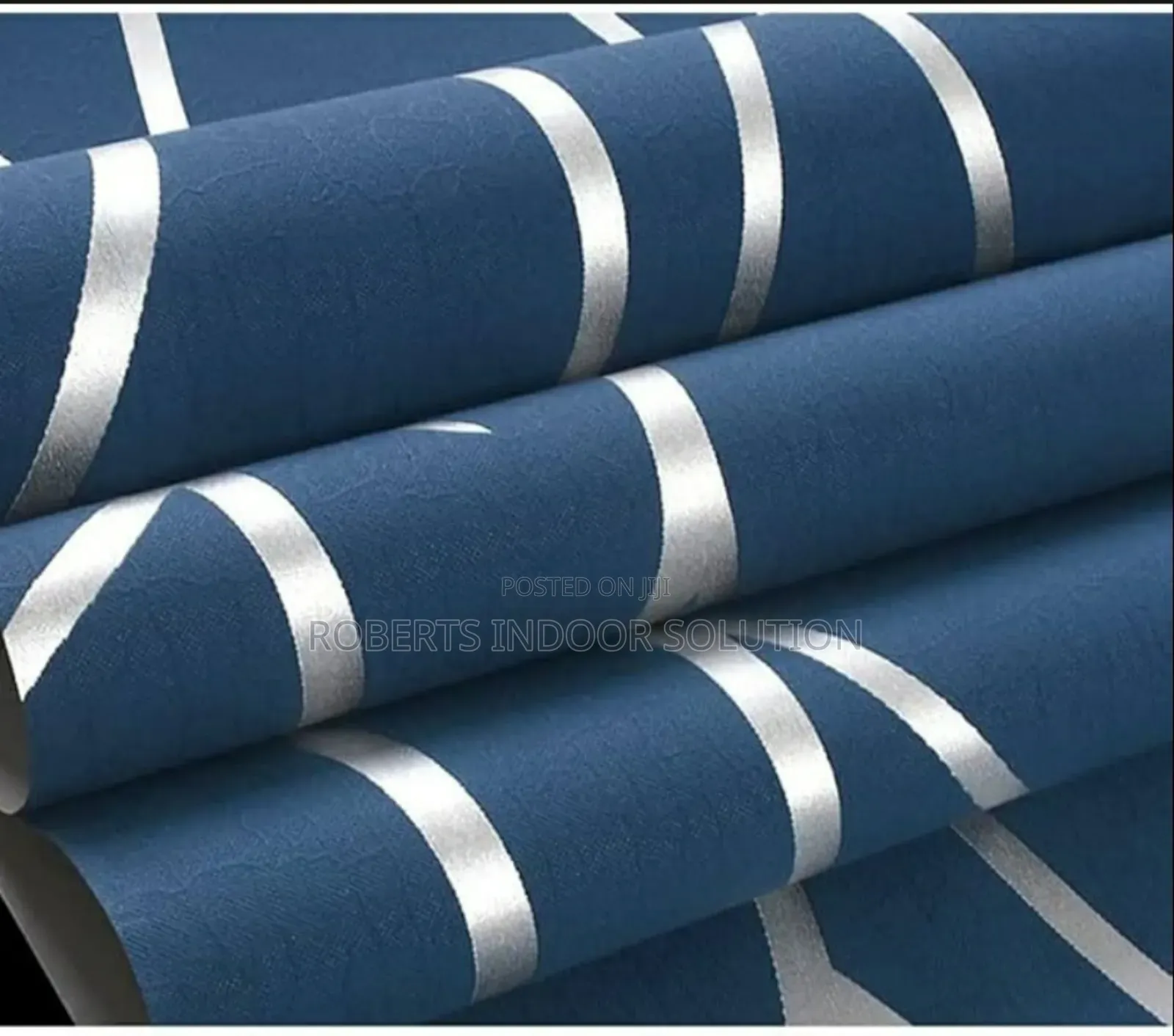 Velvet Geometric Patterned Wallpaper