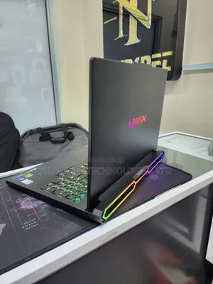 New Laptop Lenovo Legion Pro 7 32GB Intel Core Ultra 9 SSD 1T