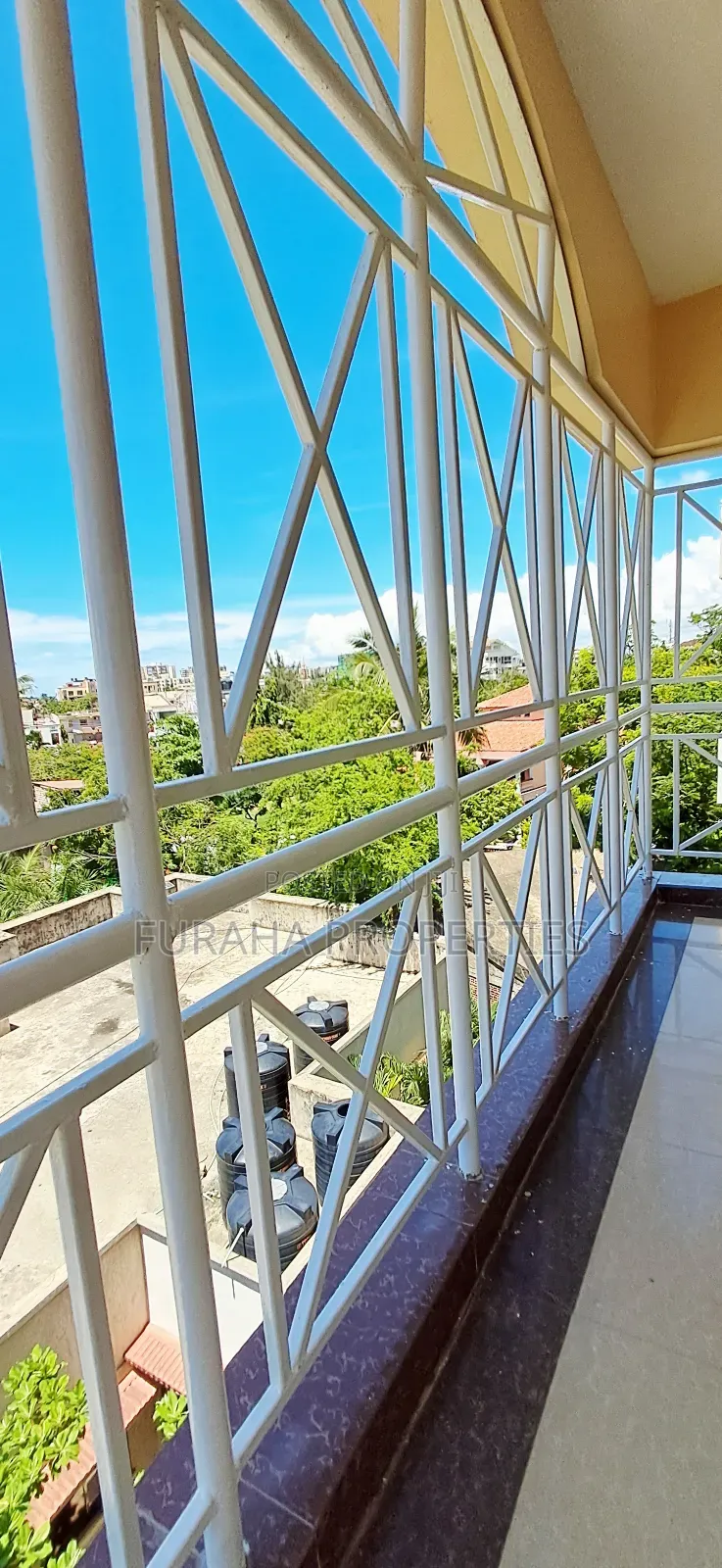 3bdrm Apartment in Nyai, Nyali Mkomani for rent
