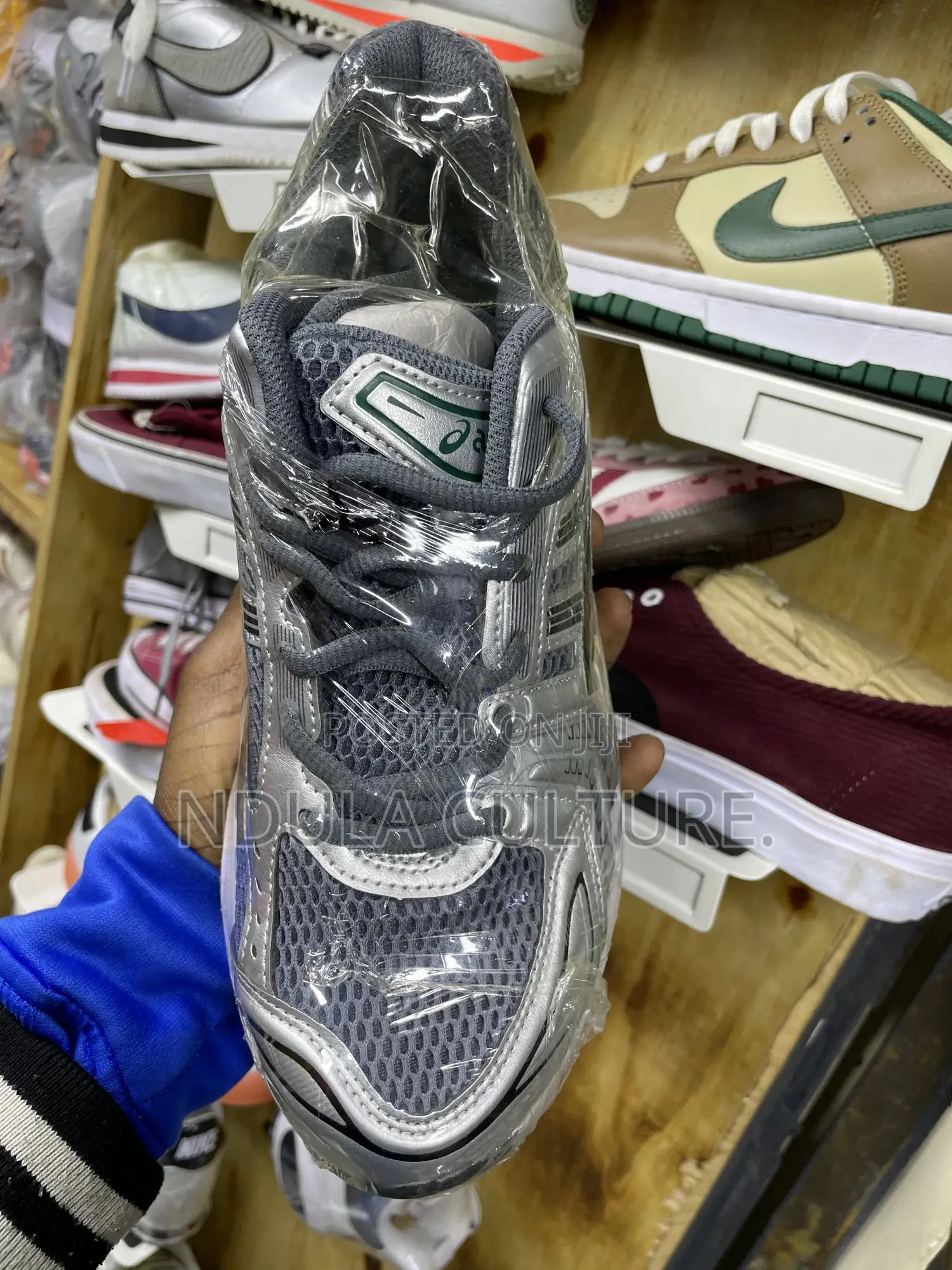 Asics Gel Sneakers