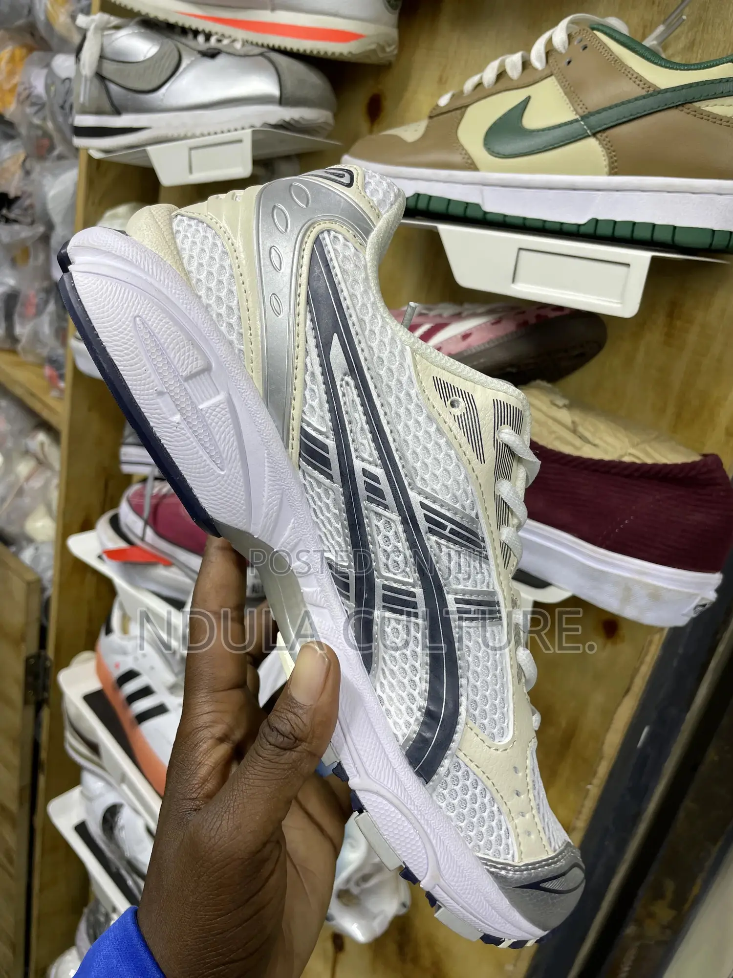 Asics Gel Sneakers