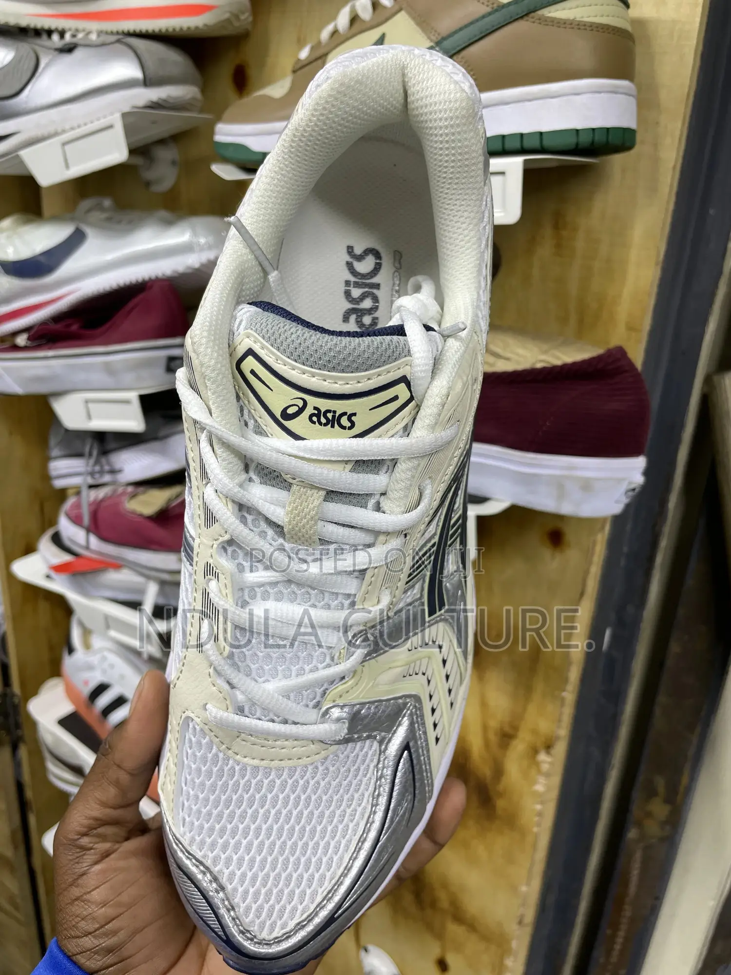 Asics Gel Sneakers
