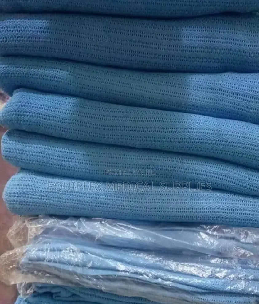 High Quality Hospital Cellular Blankets