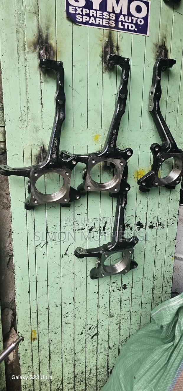 Toyota Hilux Knucle Arms
