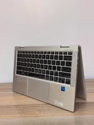 Laptop HP EliteBook 830 G8 8GB Intel Core i5 SSD 256GB