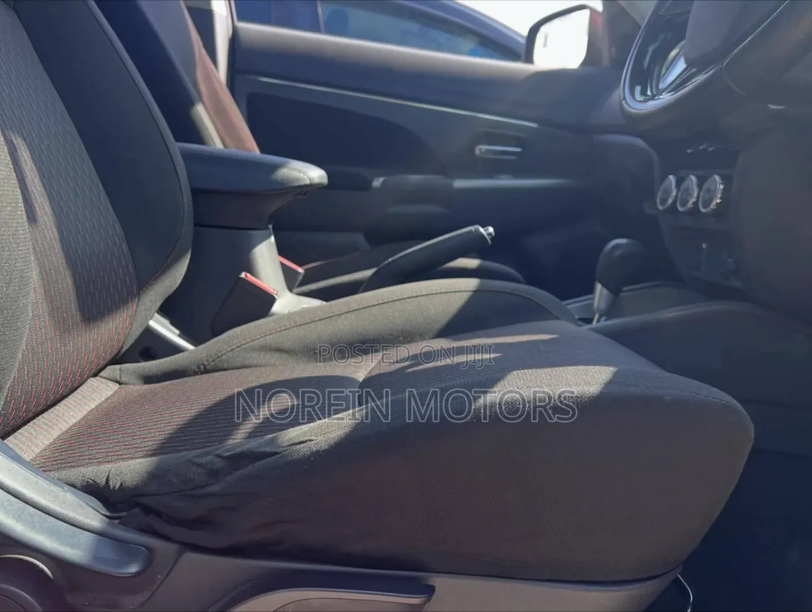 Mitsubishi RVR 2018 Red