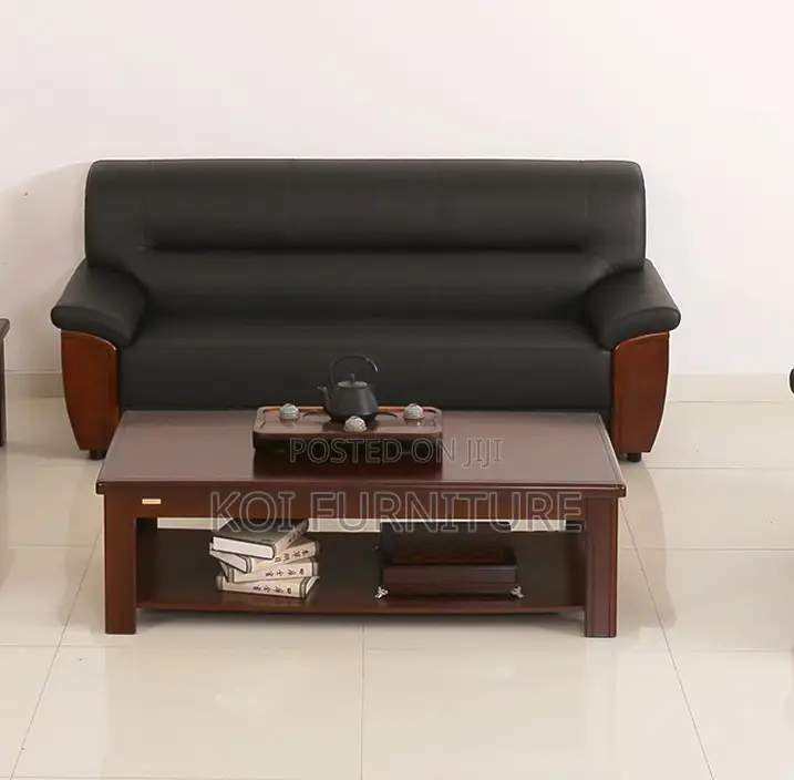 Coffee Table; Blend Style Mahogany Coffee Table