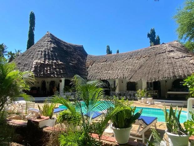 3bdrm Bungalow in Mtwapa for rent - thumbnail 2