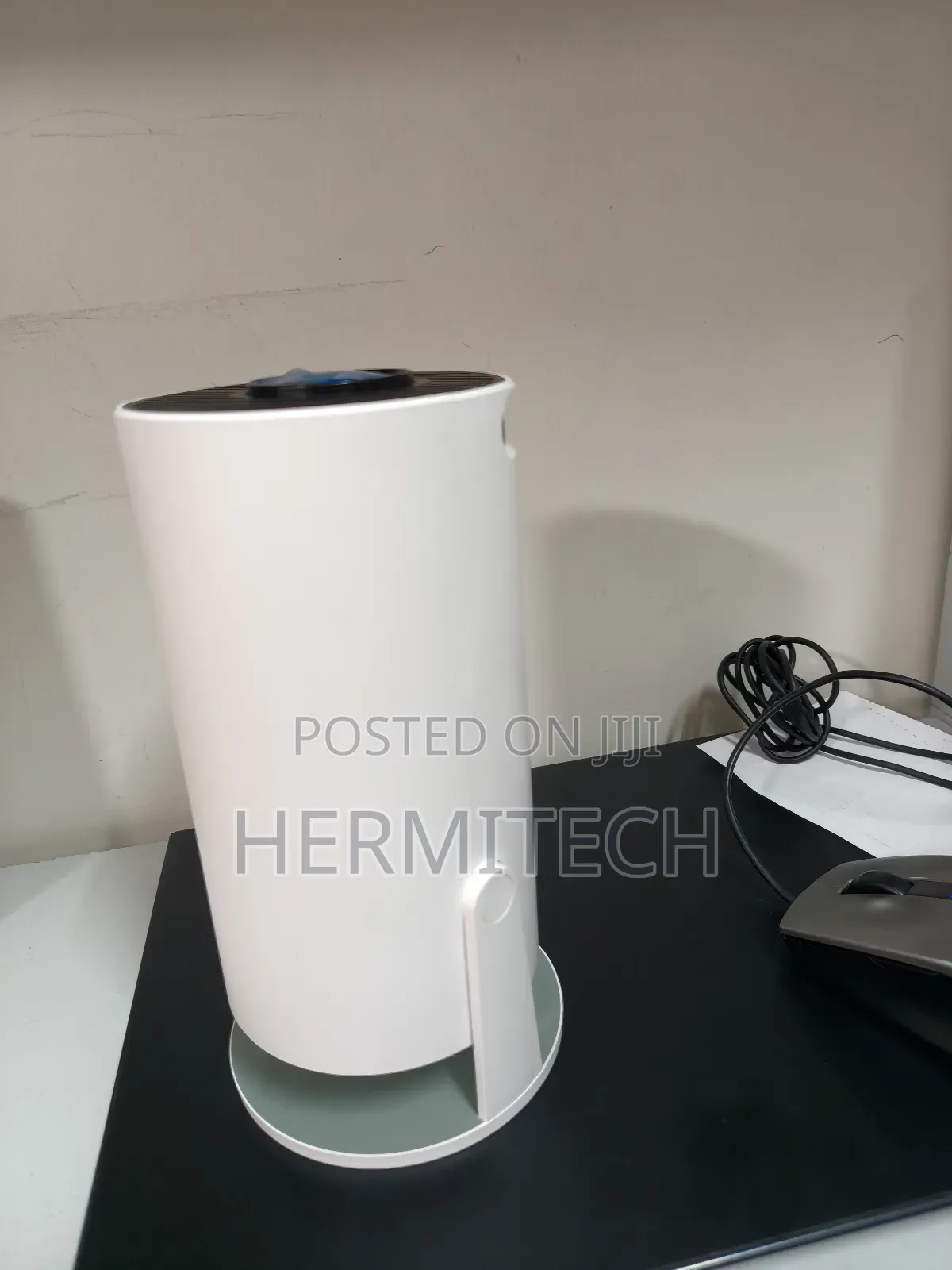 Mini Wifi Projector Hy 300 130 Inch Screen Round Design