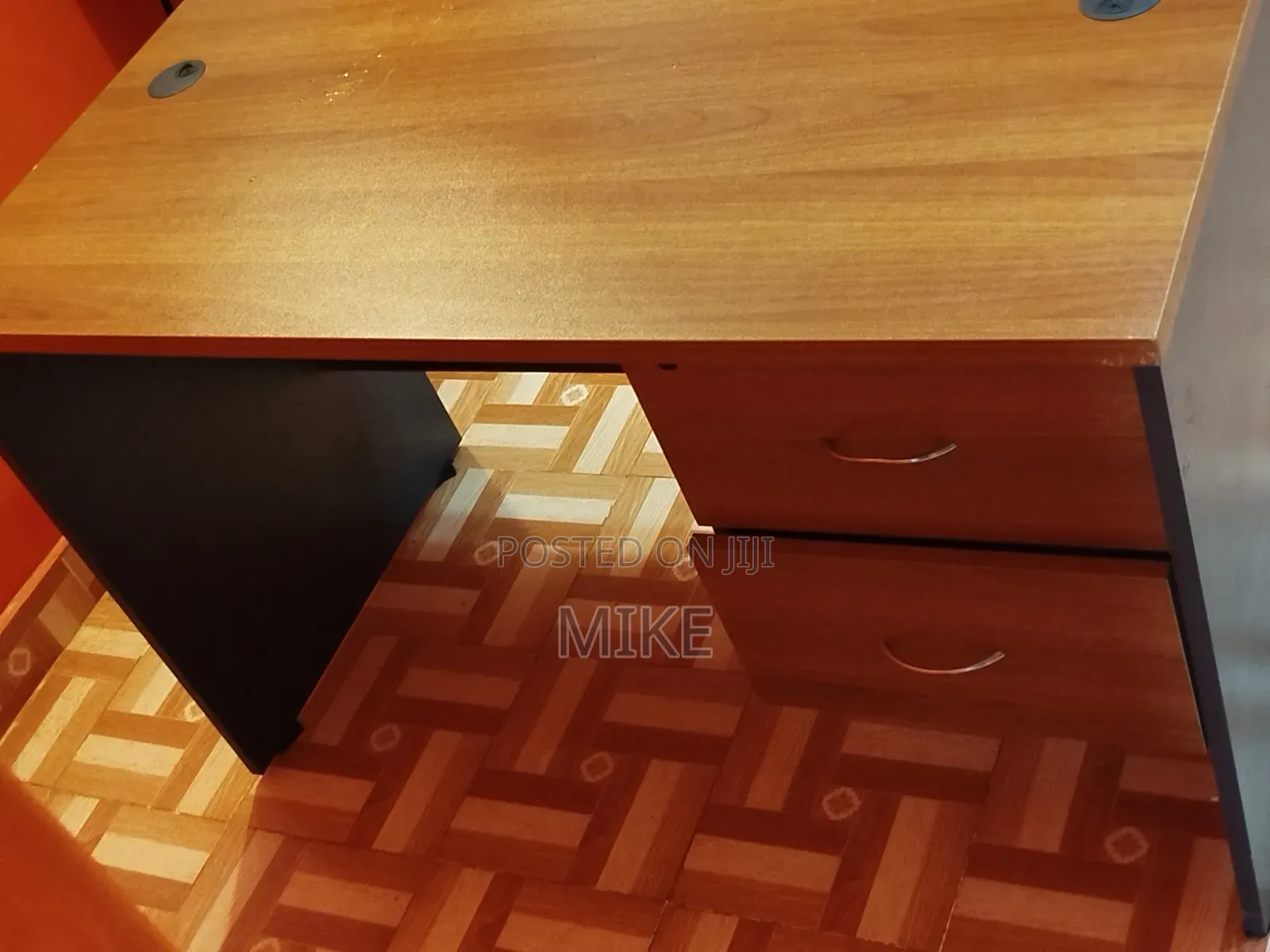 Office Desk
