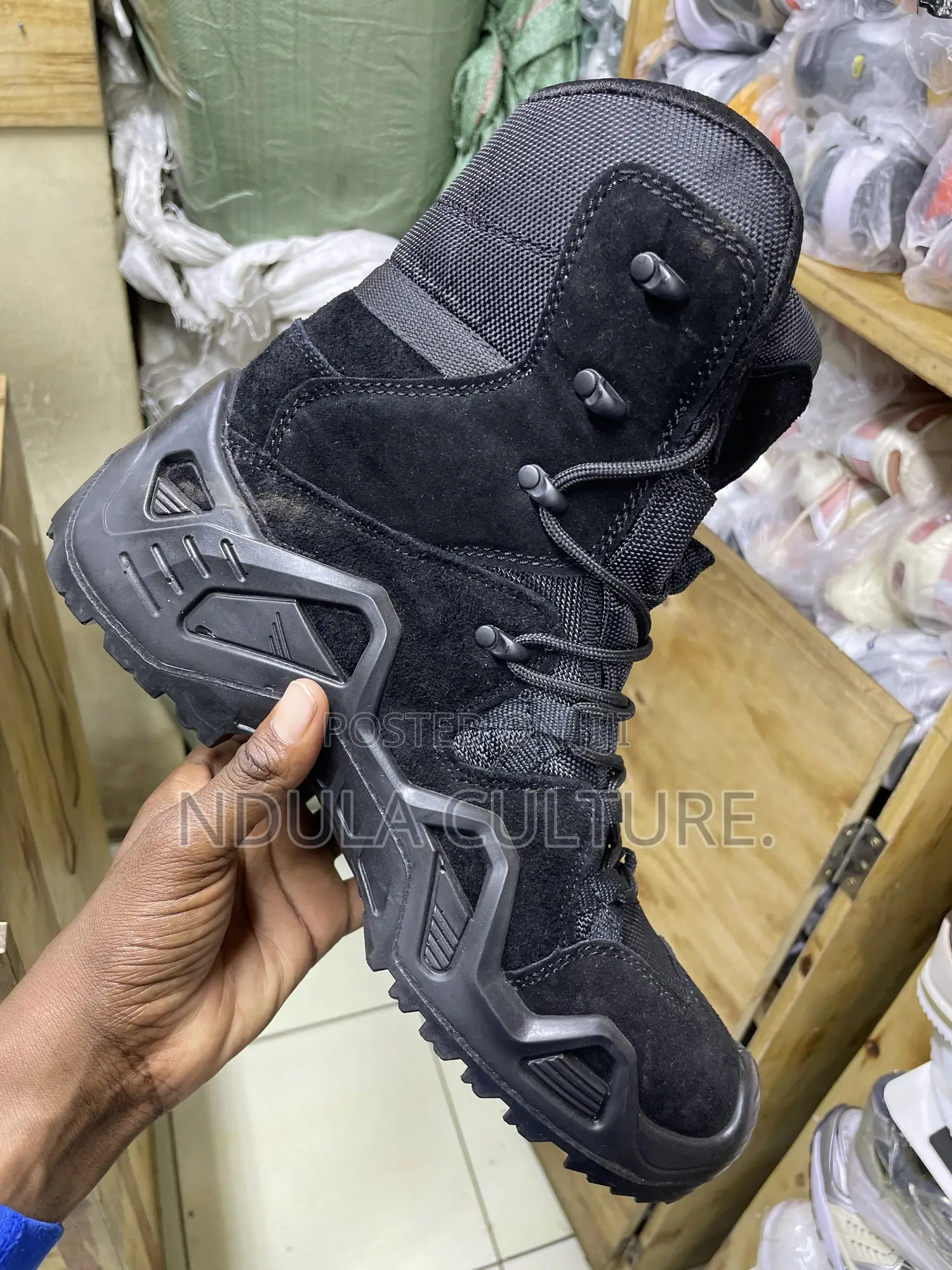 Lowa Military Tactical Boots