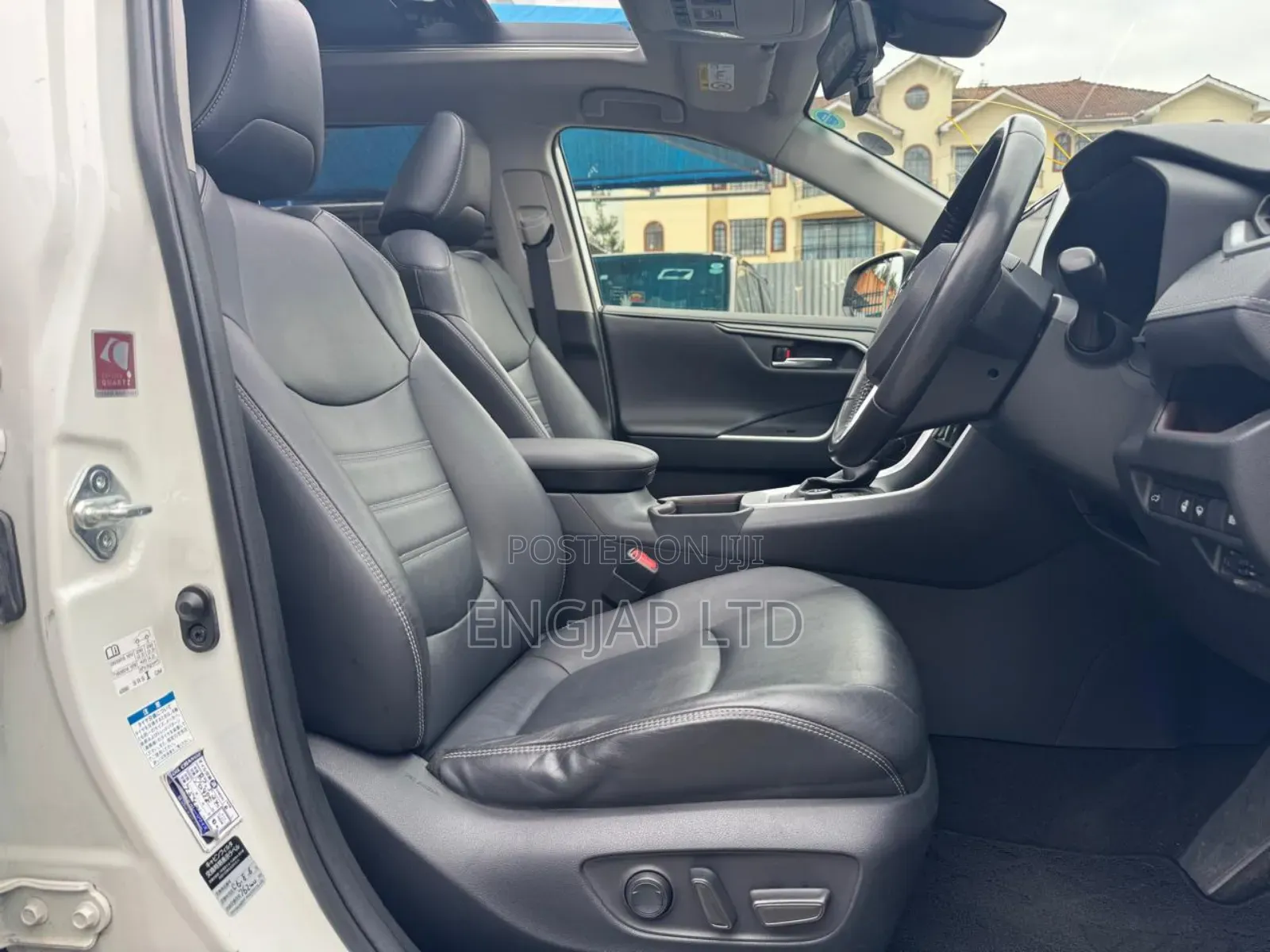 Toyota RAV4 2019 White