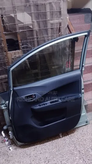 Ractis New Model Front Door Right Side