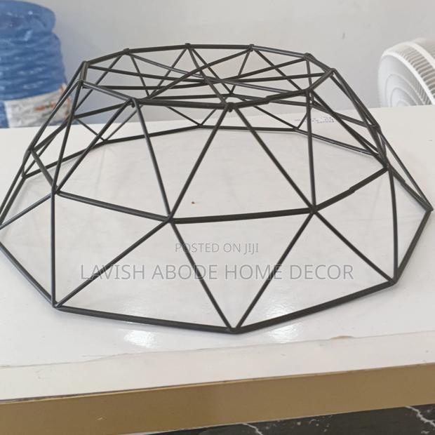 Elegant Black Fruit Bowl - thumbnail 2