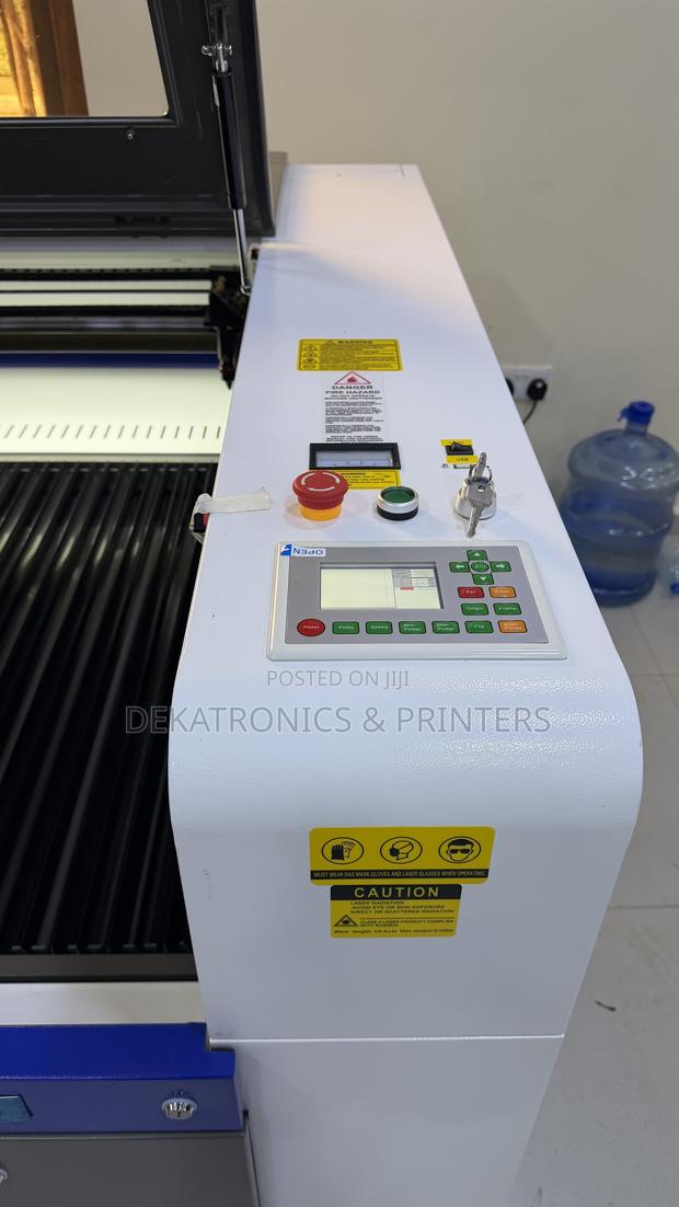 1300mm by 900mm Co2 Laser Engraving Industrial Machine - thumbnail 2