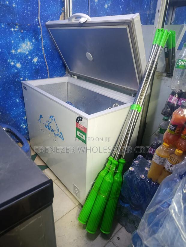 Exuk Freezer