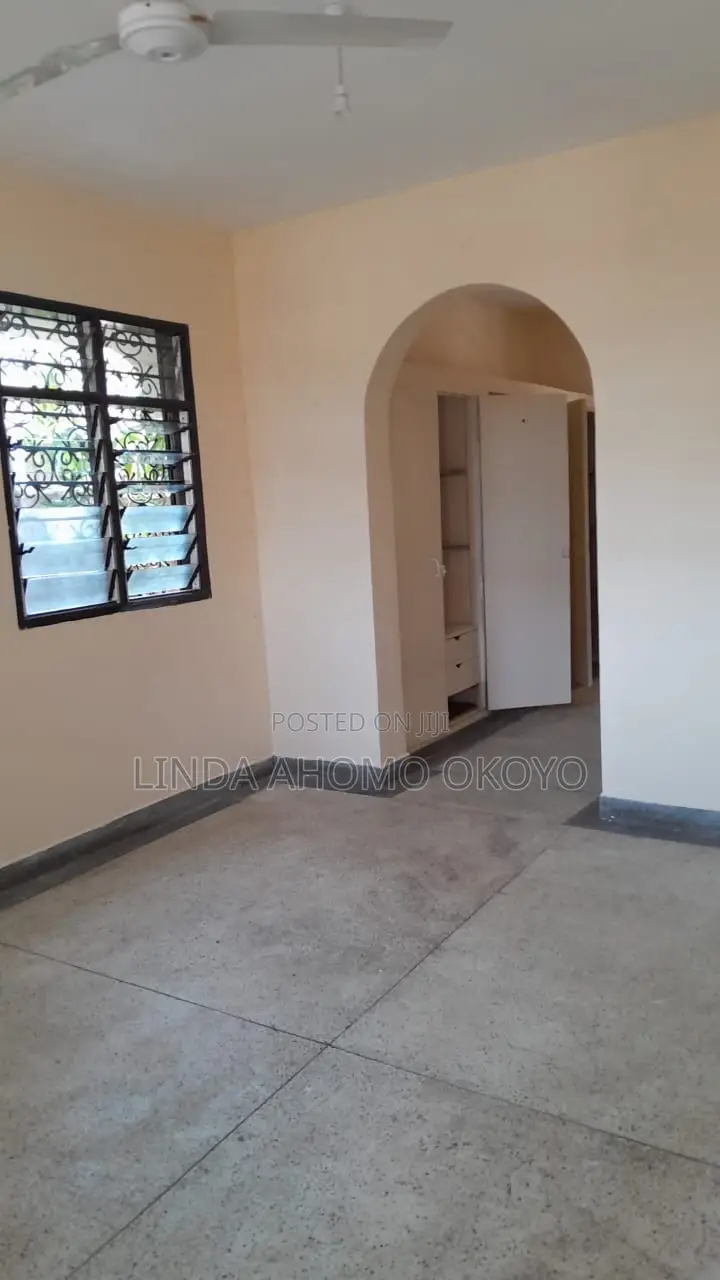 3bdrm Apartment in Kwa Shee, Mikindani for rent