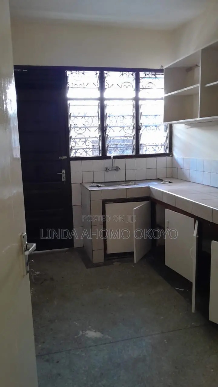 3bdrm Apartment in Kwa Shee, Mikindani for rent